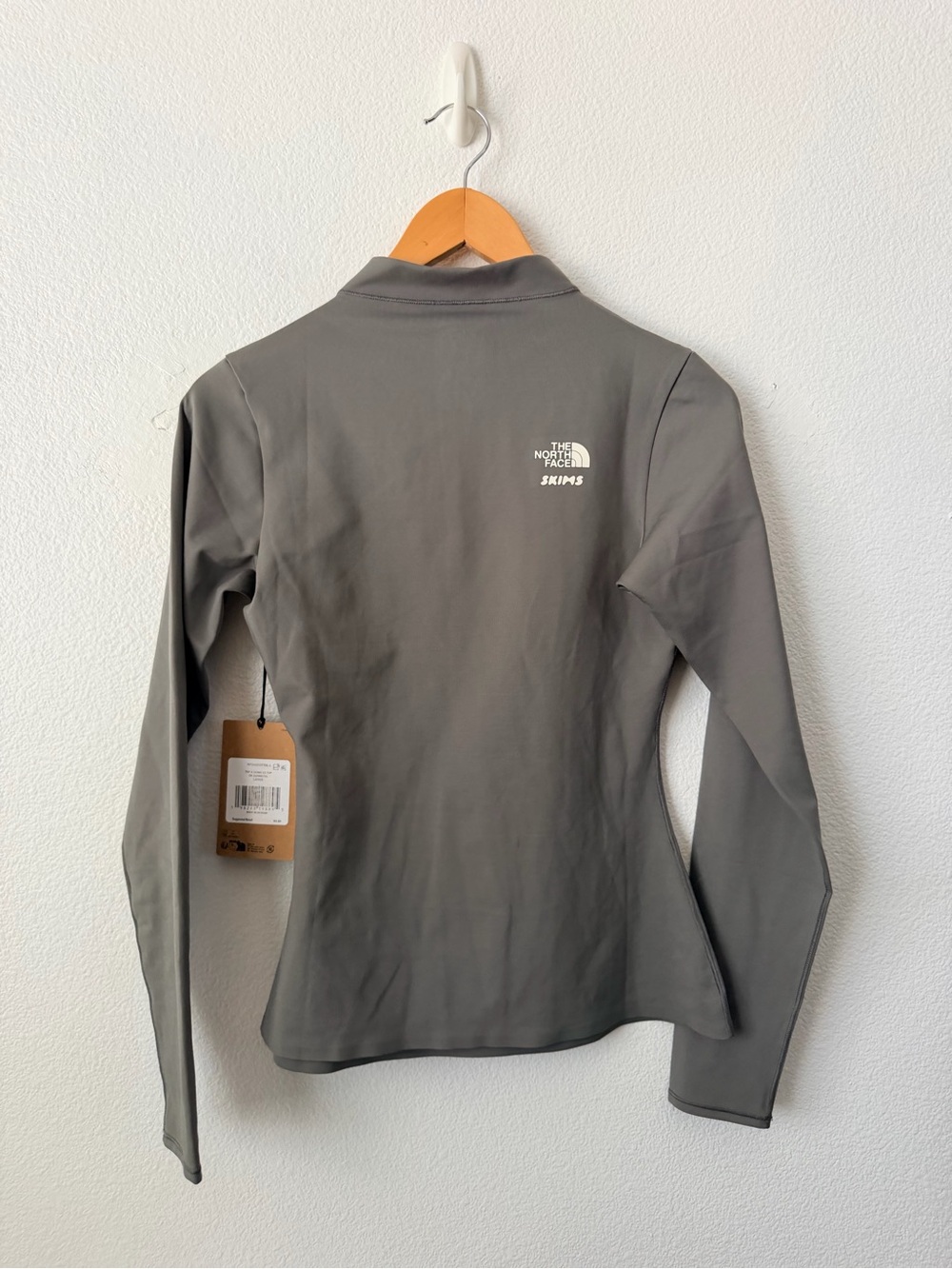 The North Face X Skims Refina Long Sleeve Top NF0A8EDTT8L Gun Metal Large - Picture 5 of 6